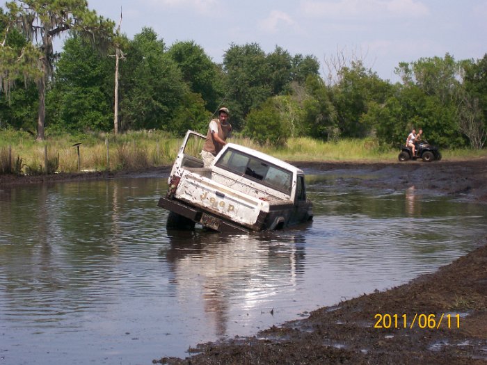 2011-Jun-11_HGR4X4_JessesBD_P1 090